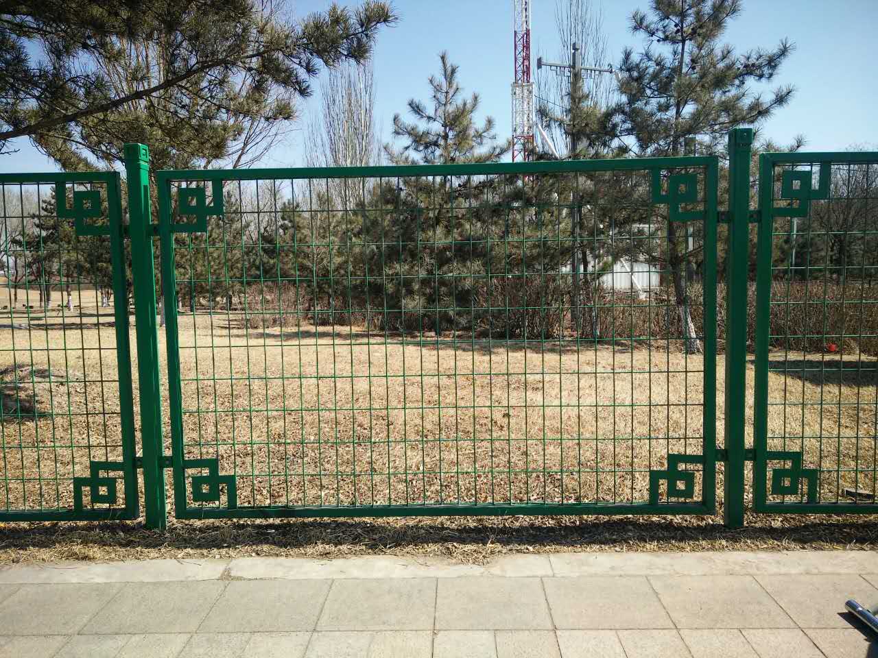 鐵藝圍欄網(wǎng) 鐵藝圍欄網(wǎng)